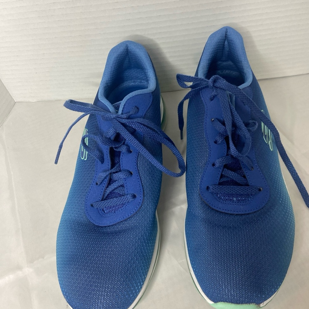 Skechers Women's Skech Air Element 2.0 Athletic Shoes
149062 Navy/Aqua size 9